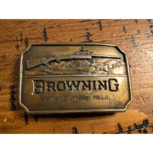 BROWNING FIREARMS METAL BELT BUCKLE  BRASS RIFLE AND DEER STYLE LOGO aa